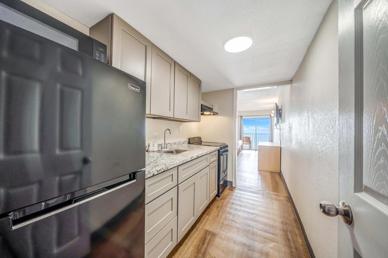 Studio Suite 2 Double Beds, Ocean View, Non-Smoking at Ramada by Wyndham Panama City Beach / Beachfront