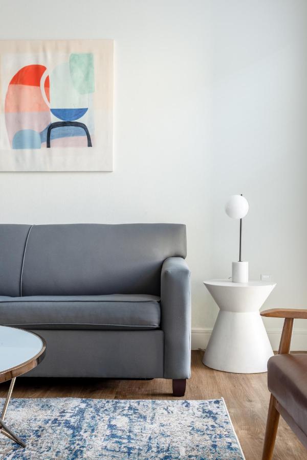 One-Bedroom Apartment (Self Check-in with Virtual Front Desk) at Kasa Greenville Dallas