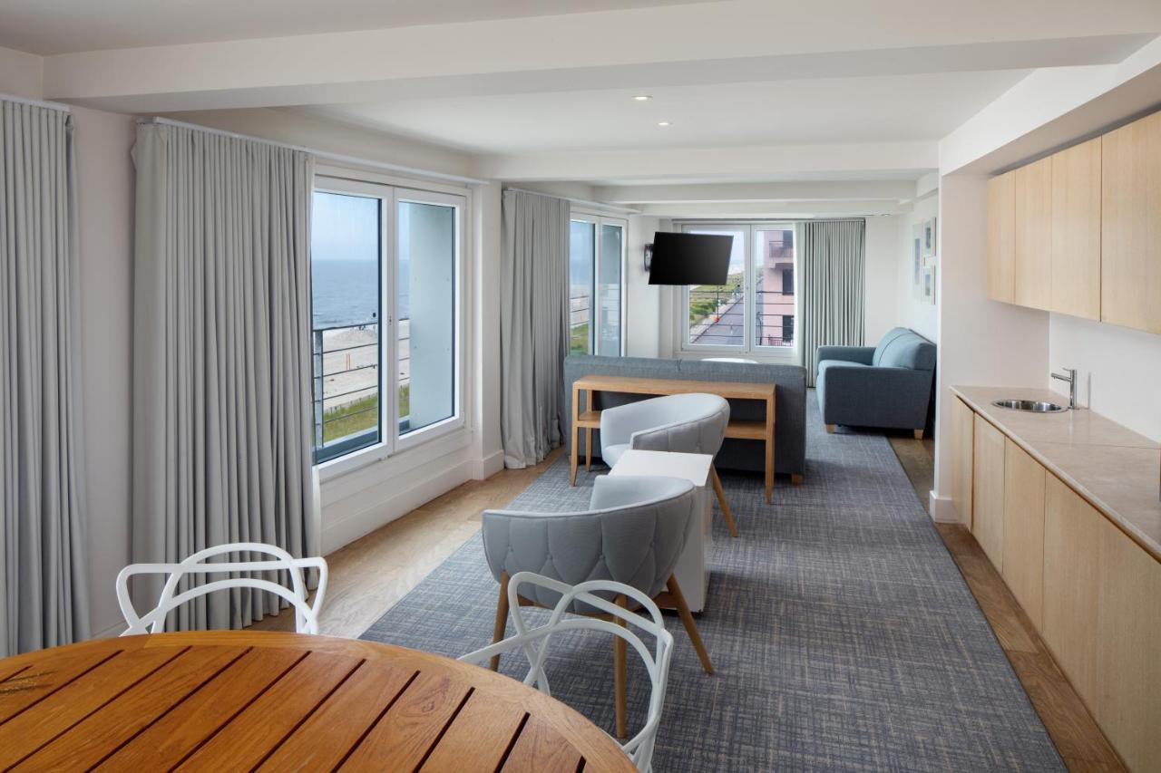 Sunset Ocean Front King Suite at Allegria Hotel