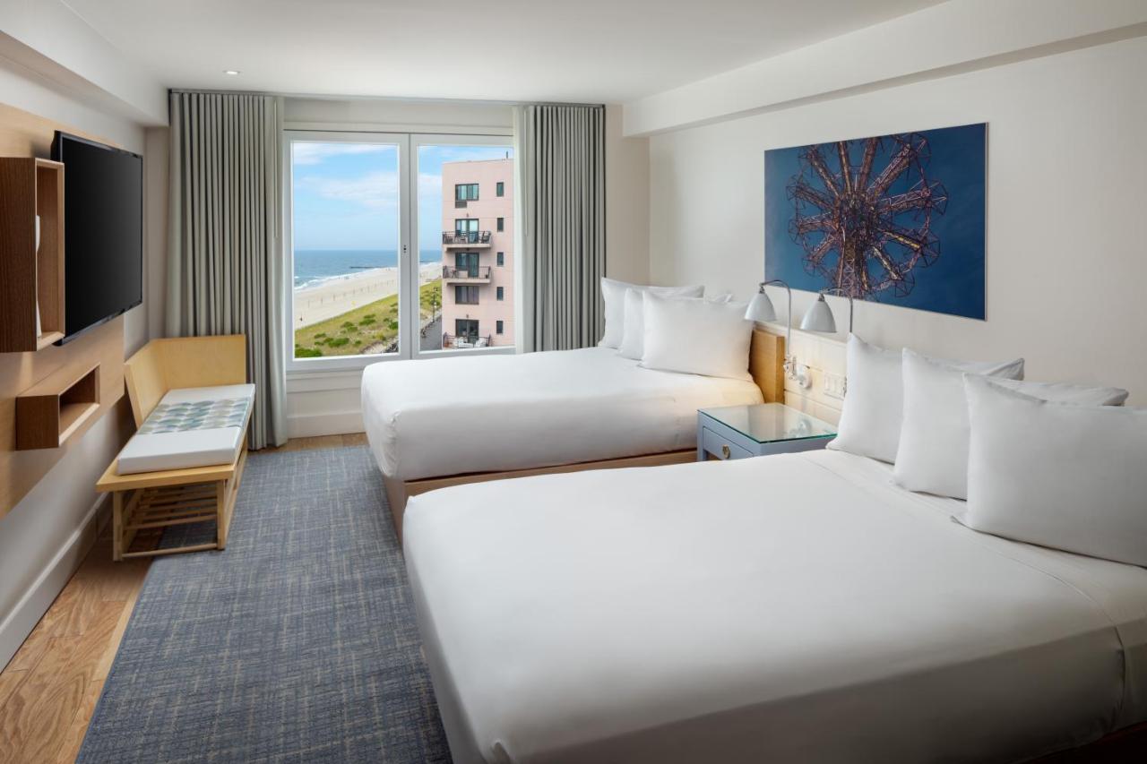 Double Room with Partial Ocean View at Allegria Hotel