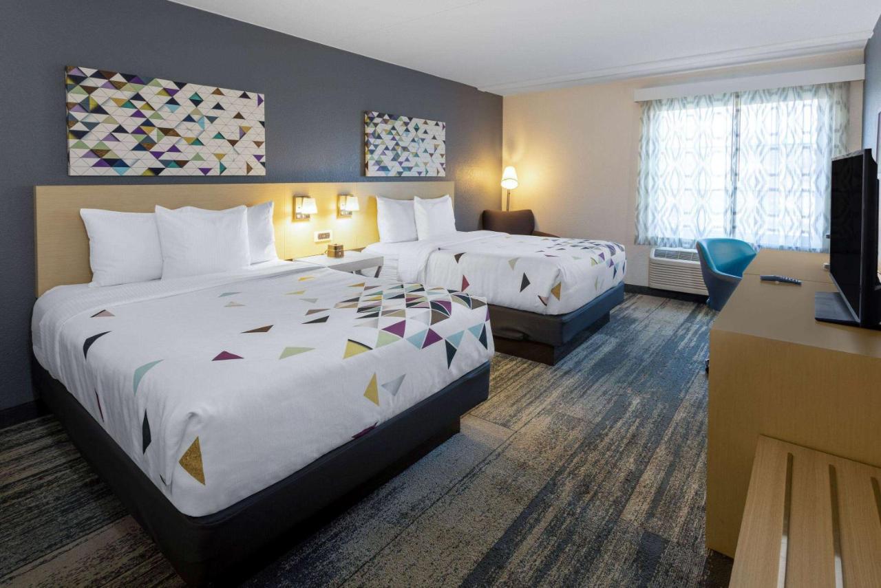 Queen Room with Two Queen Beds - Non-Smoking at Baymont by Wyndham White Plains - Elmsford