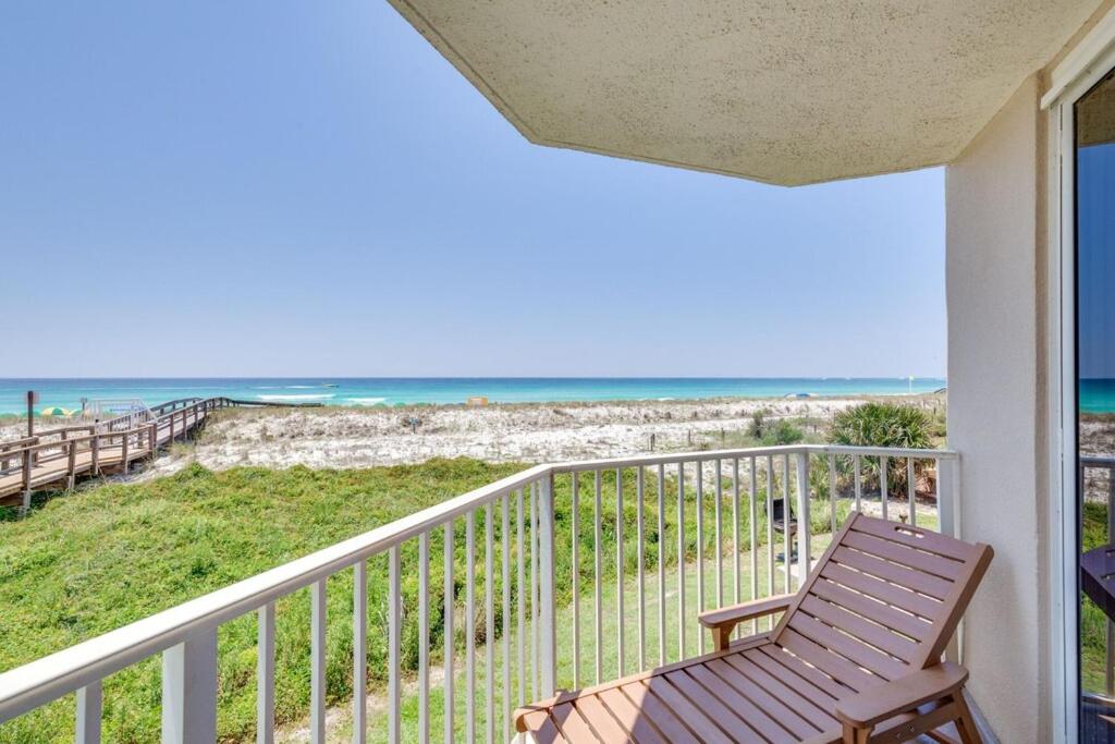 | NEW AMAZING VIEWS LOCATION ONLY 42 CONDOS PRIVATE BEACH HOLIDAY ISLE IN DESTIN !