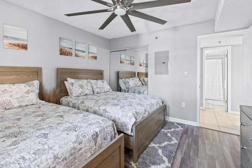 | NEW AMAZING VIEWS LOCATION ONLY 42 CONDOS PRIVATE BEACH HOLIDAY ISLE IN DESTIN !