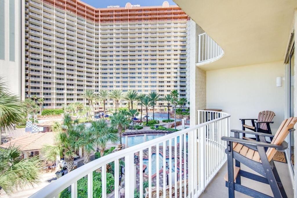 | MOST DESIRED BEST VIEWS SHORES CORNER UNIT NO ELEVATOR NEEDED 3RD FL FREE PARK