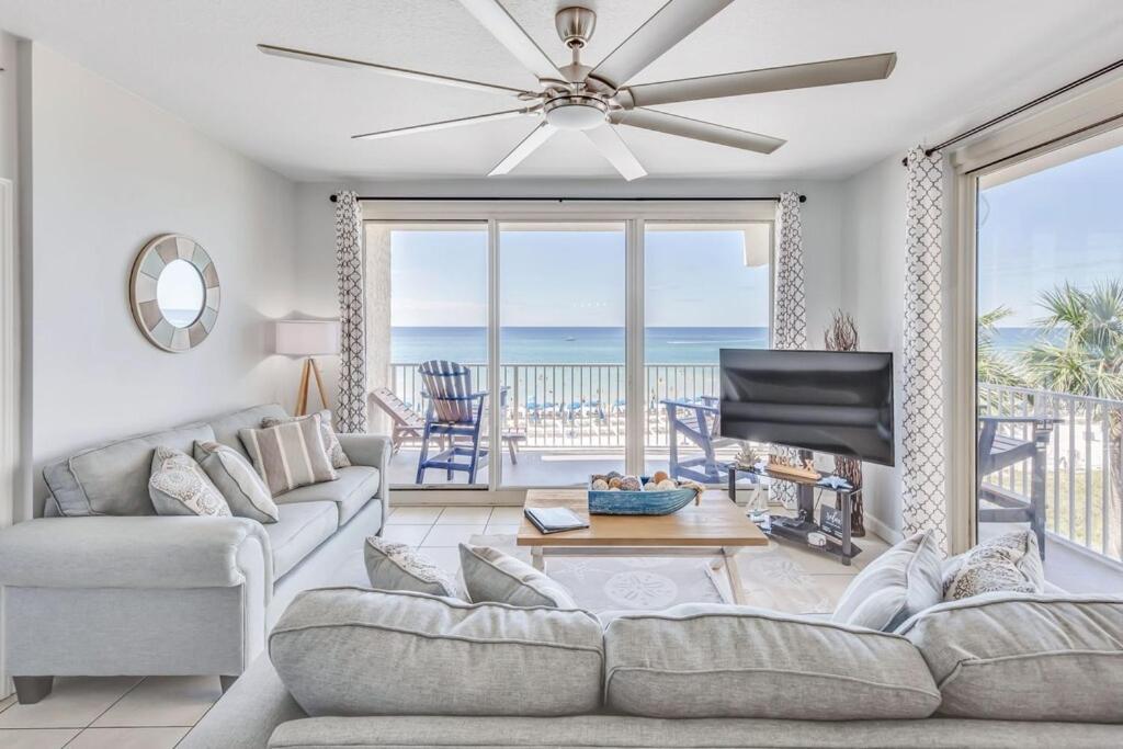 | MOST DESIRED BEST VIEWS SHORES CORNER UNIT NO ELEVATOR NEEDED 3RD FL FREE PARK