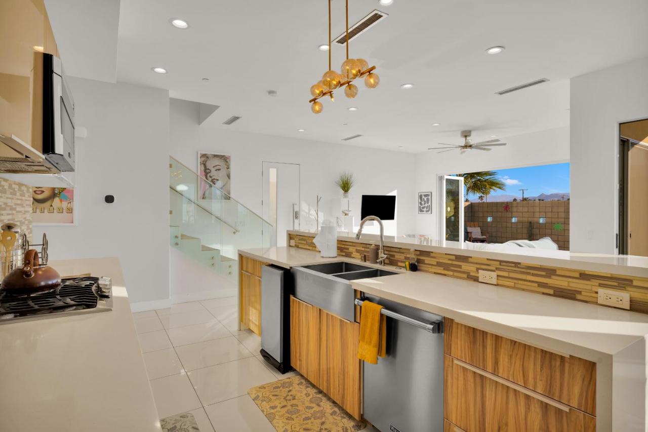  | Breathtaking Luxury Villa Architectural Jewel