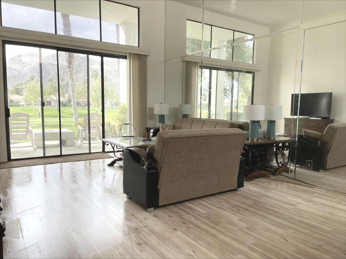  | Nicely furnished 3B2B Townhouse in the Palmer Residential at PGA West