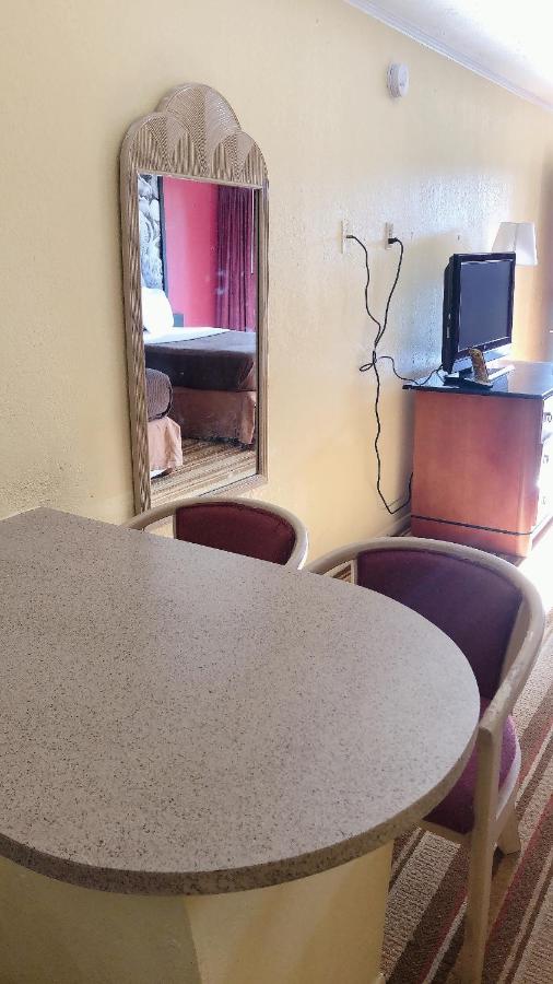  | Royal Palace Inn and Suites Myrtle Beach Ocean Blvd