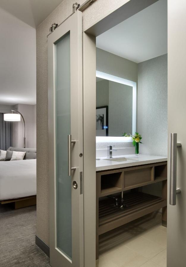 King Room with high floor at Hyatt Regency Boston