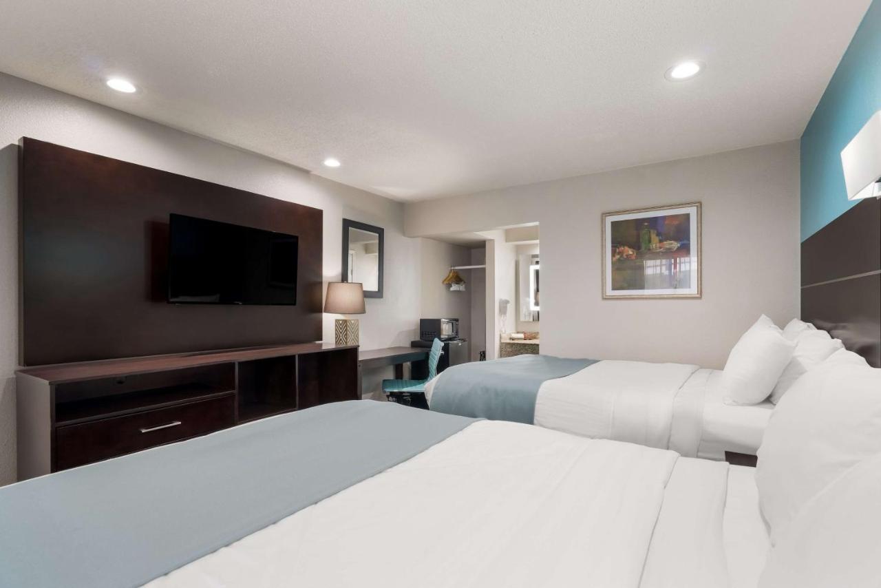 | SureStay Hotel Laredo by Best Western