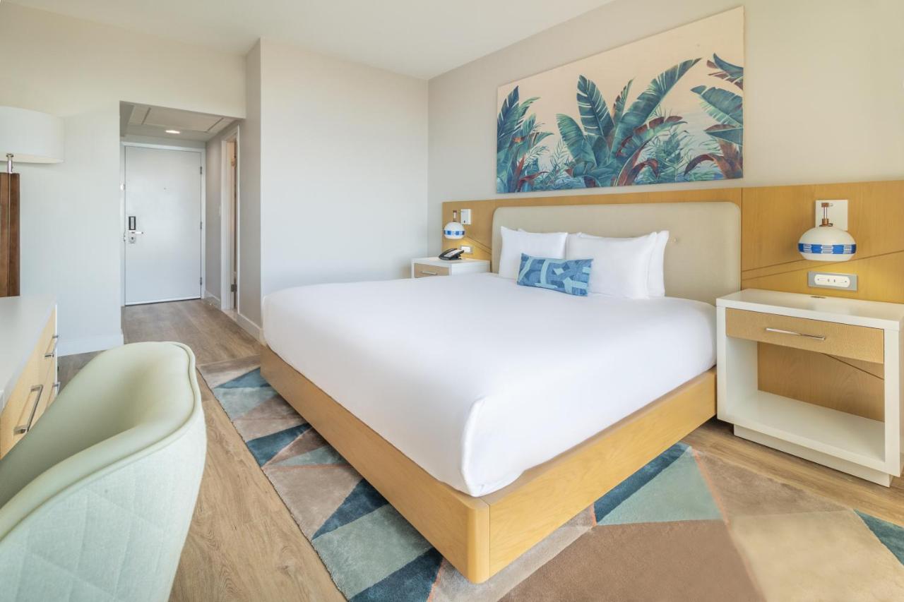| Four Points by Sheraton Miami Beach