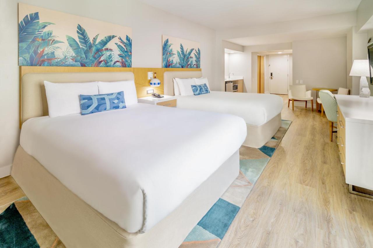 | Four Points by Sheraton Miami Beach