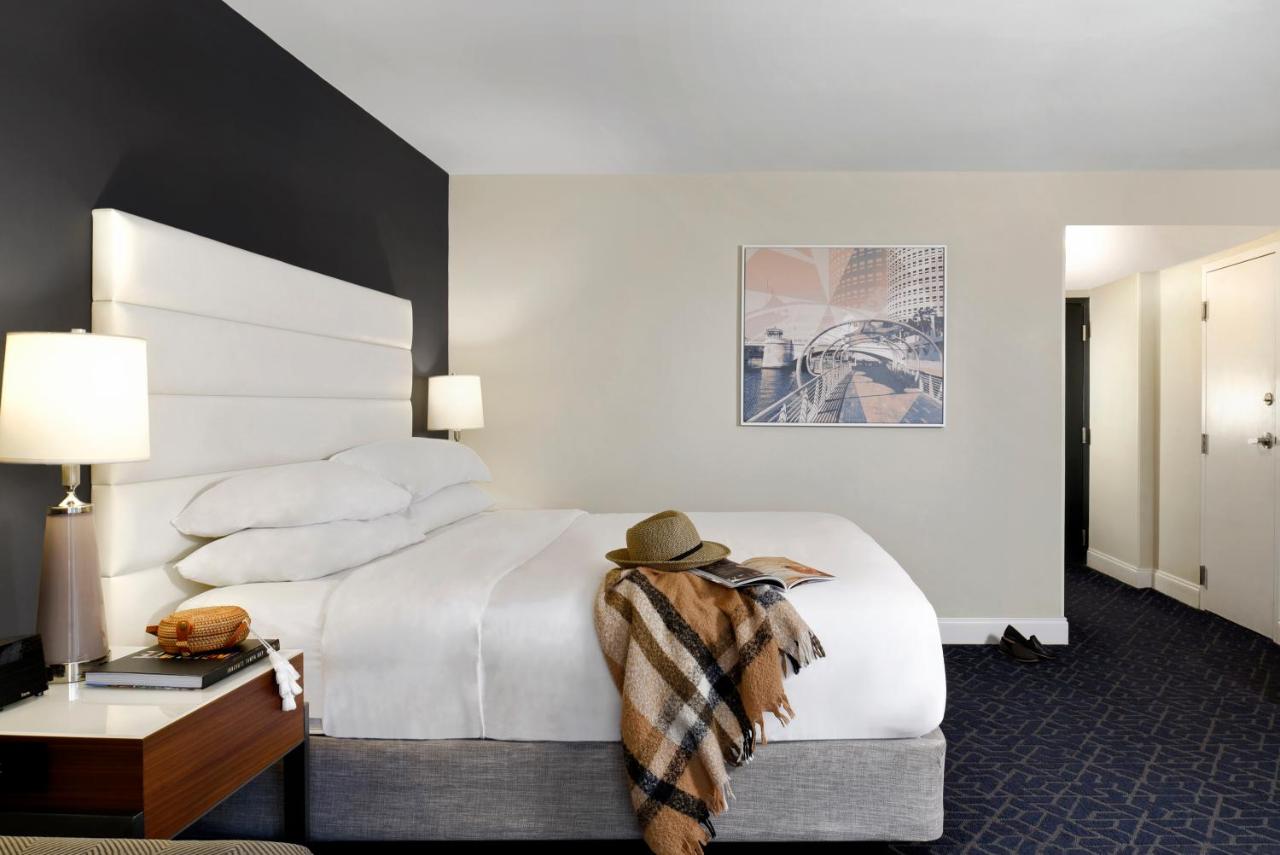 Accessible King Room with City View at Hotel Tampa Riverwalk