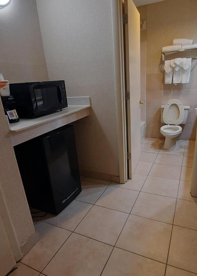 King Room - Non-Smoking at Quality Inn & Suites Grants - I-40