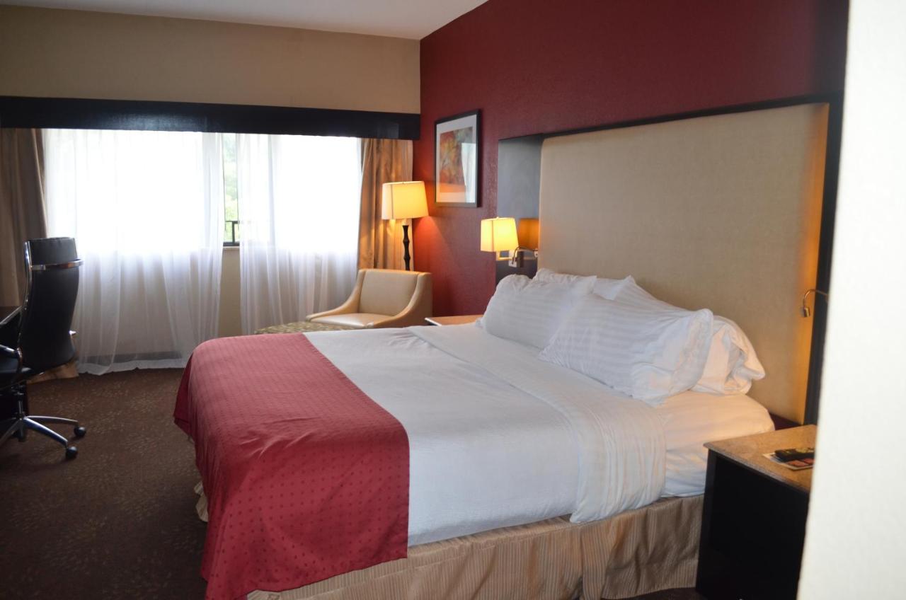 | Liyo Inn