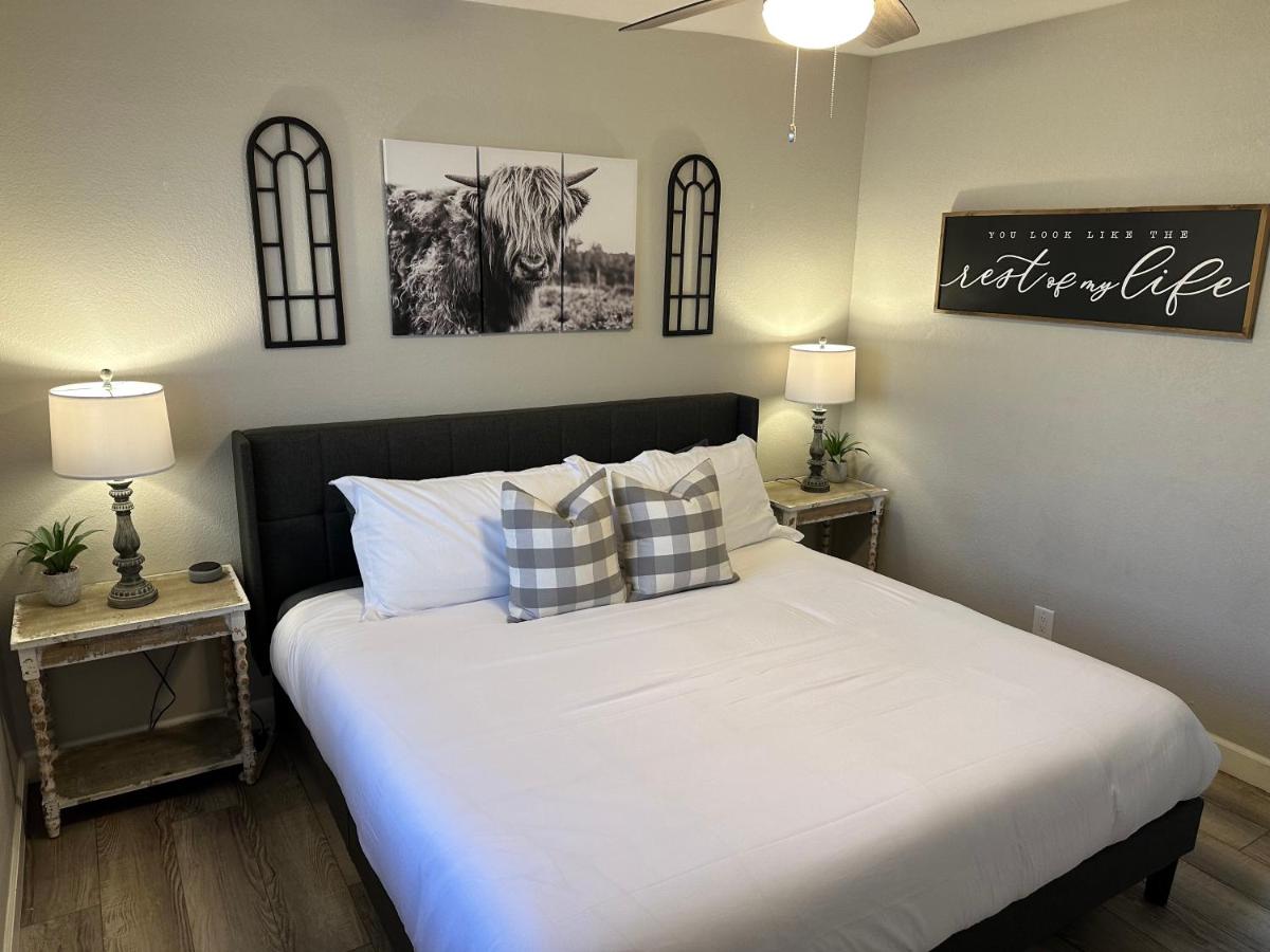 | Lakeside DREAMstay - Fun&Games, Pool/Spa, Bball