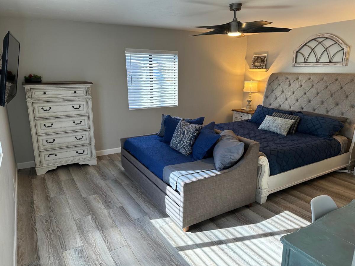 | Lakeside DREAMstay - Fun&Games, Pool/Spa, Bball