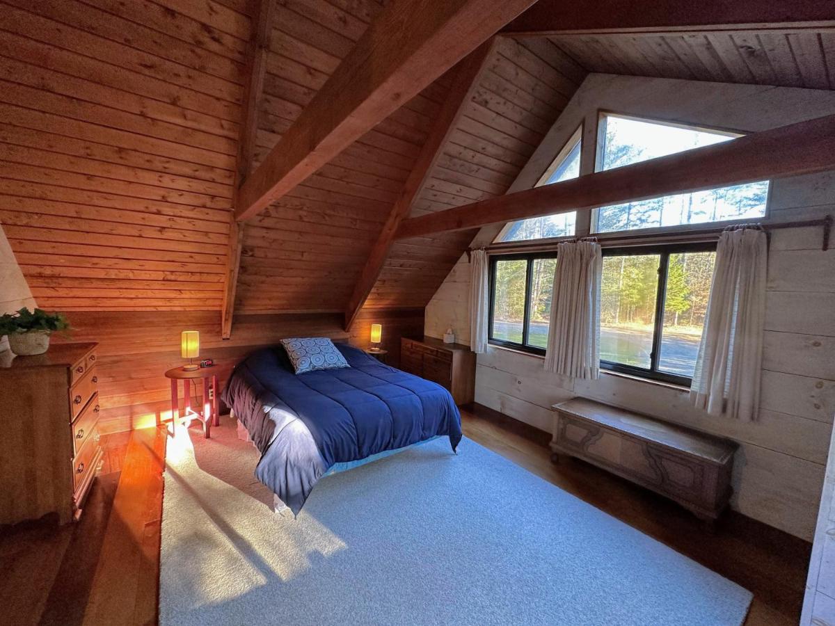 | 70SC rustic ski chalet close to Cannon Franconia Bretton Woods