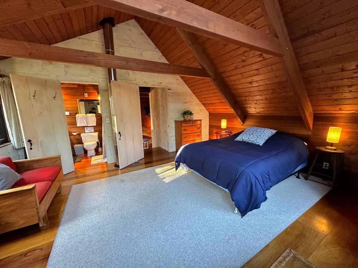 | 70SC rustic ski chalet close to Cannon Franconia Bretton Woods