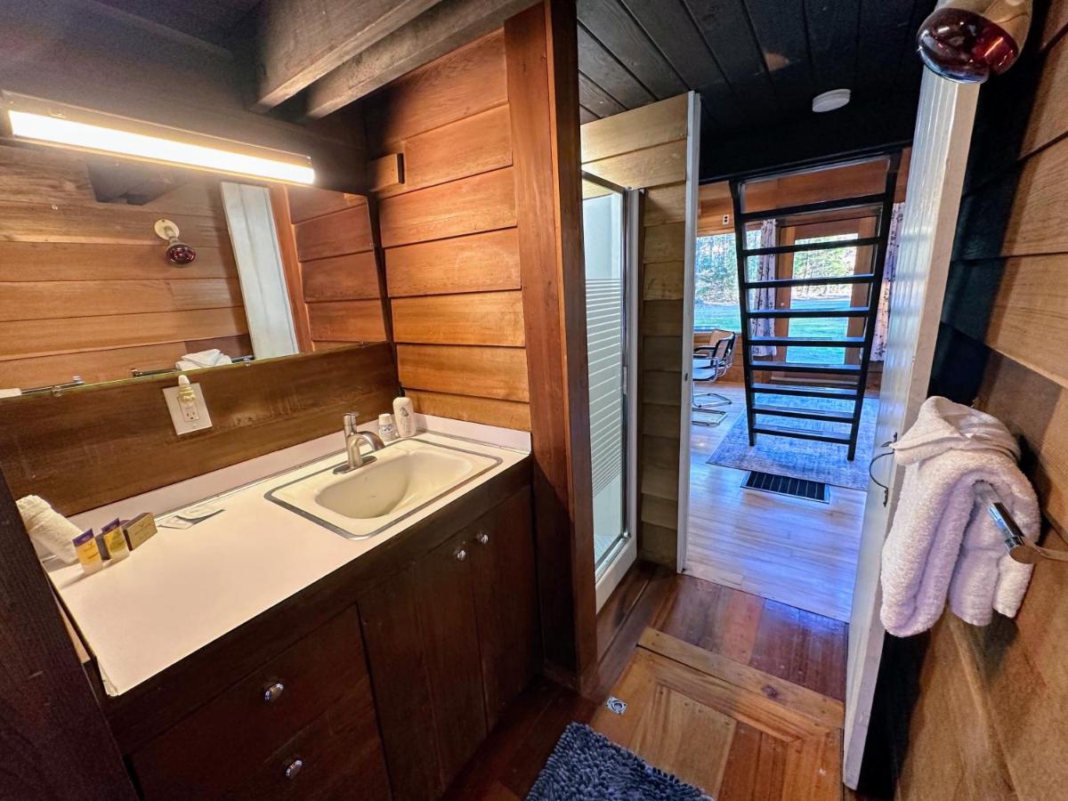 | 70SC rustic ski chalet close to Cannon Franconia Bretton Woods