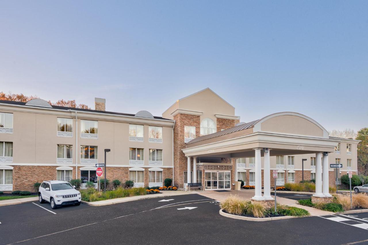 | Holiday Inn Express Hotel of Neptune, an IHG Hotel