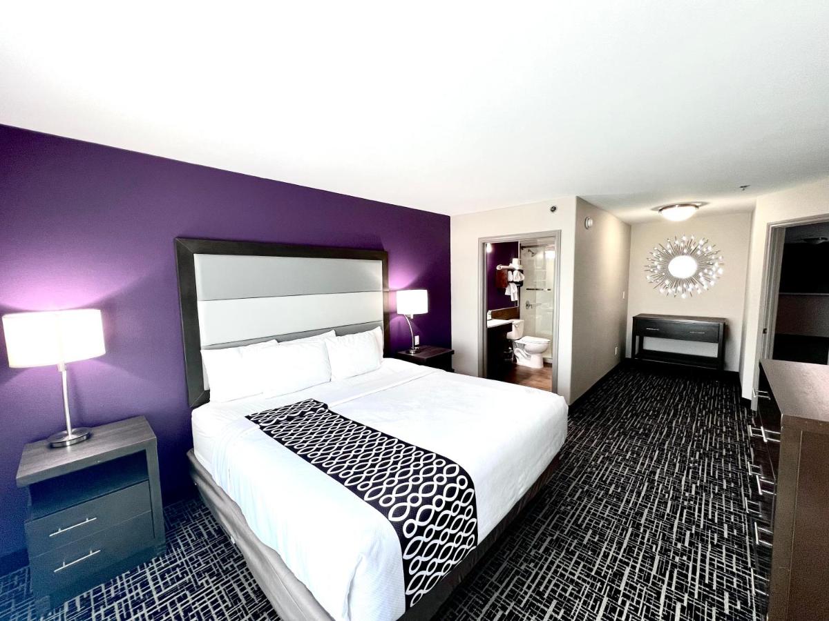 Apartment - Non-Smoking at La Quinta Inn & Suites by Wyndham Pharr North McAllen