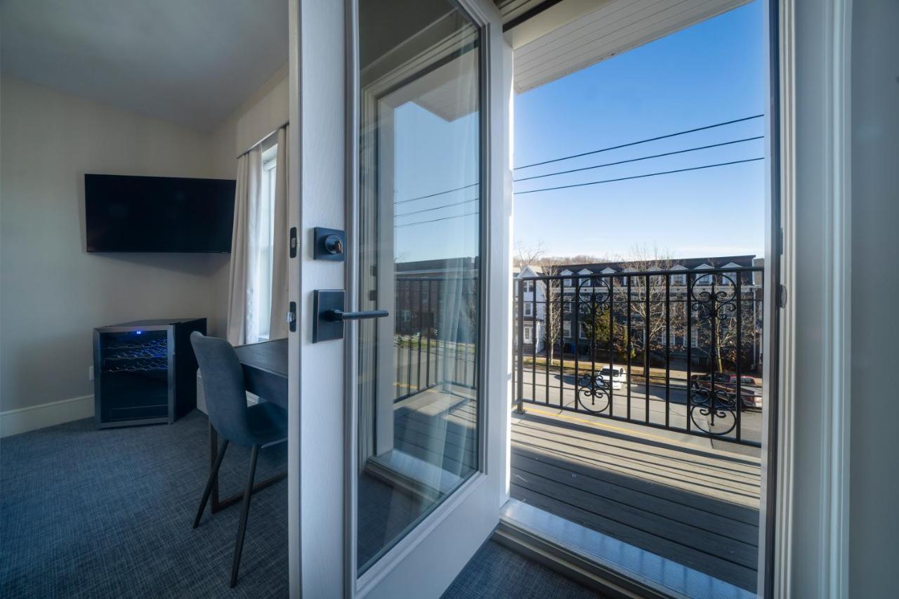 | Orange Inn Boutique Hotel