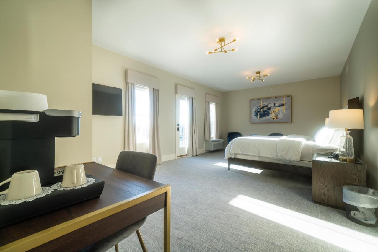 | Orange Inn Boutique Hotel