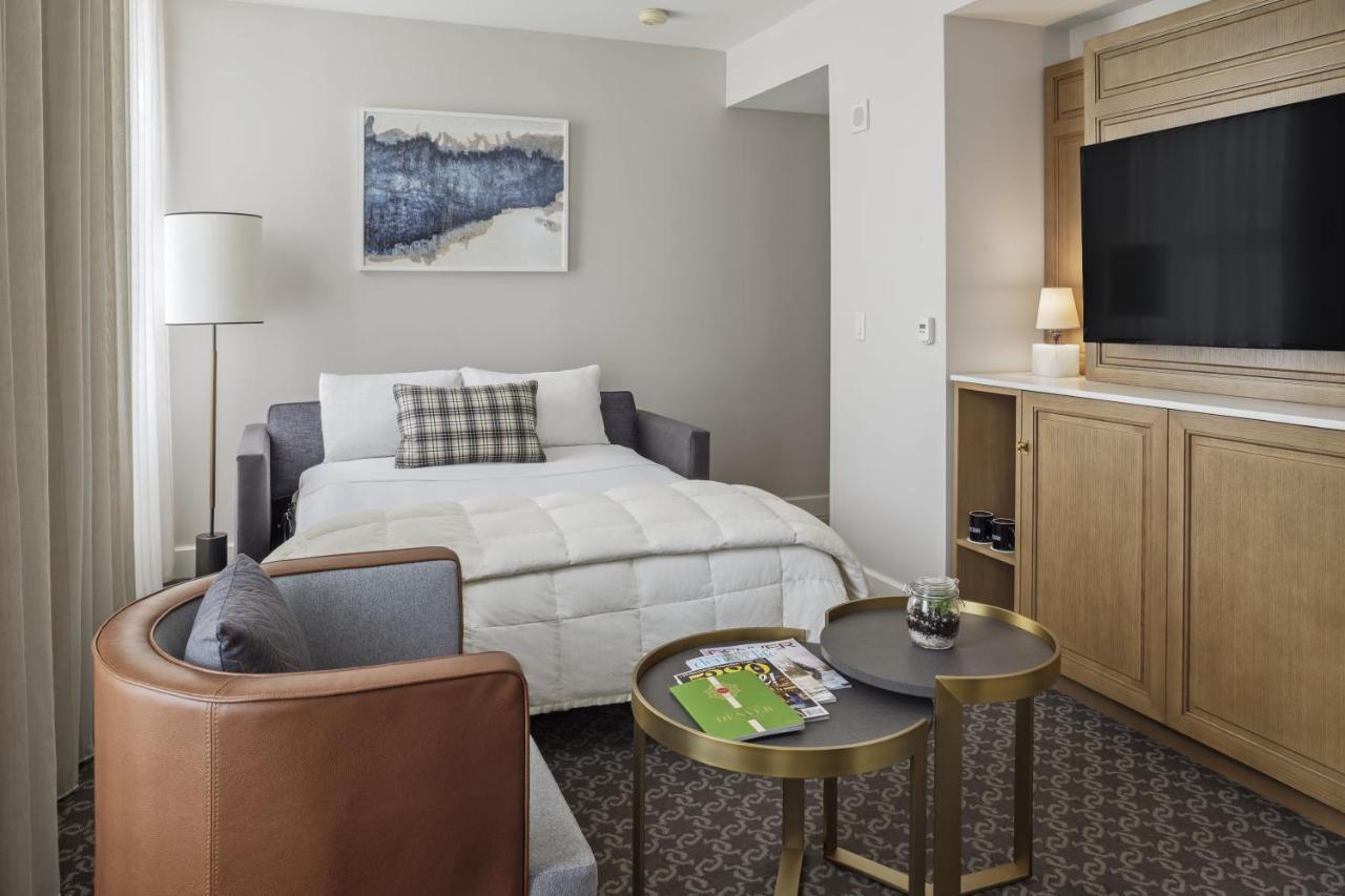 King Suite at Hotel Teatro