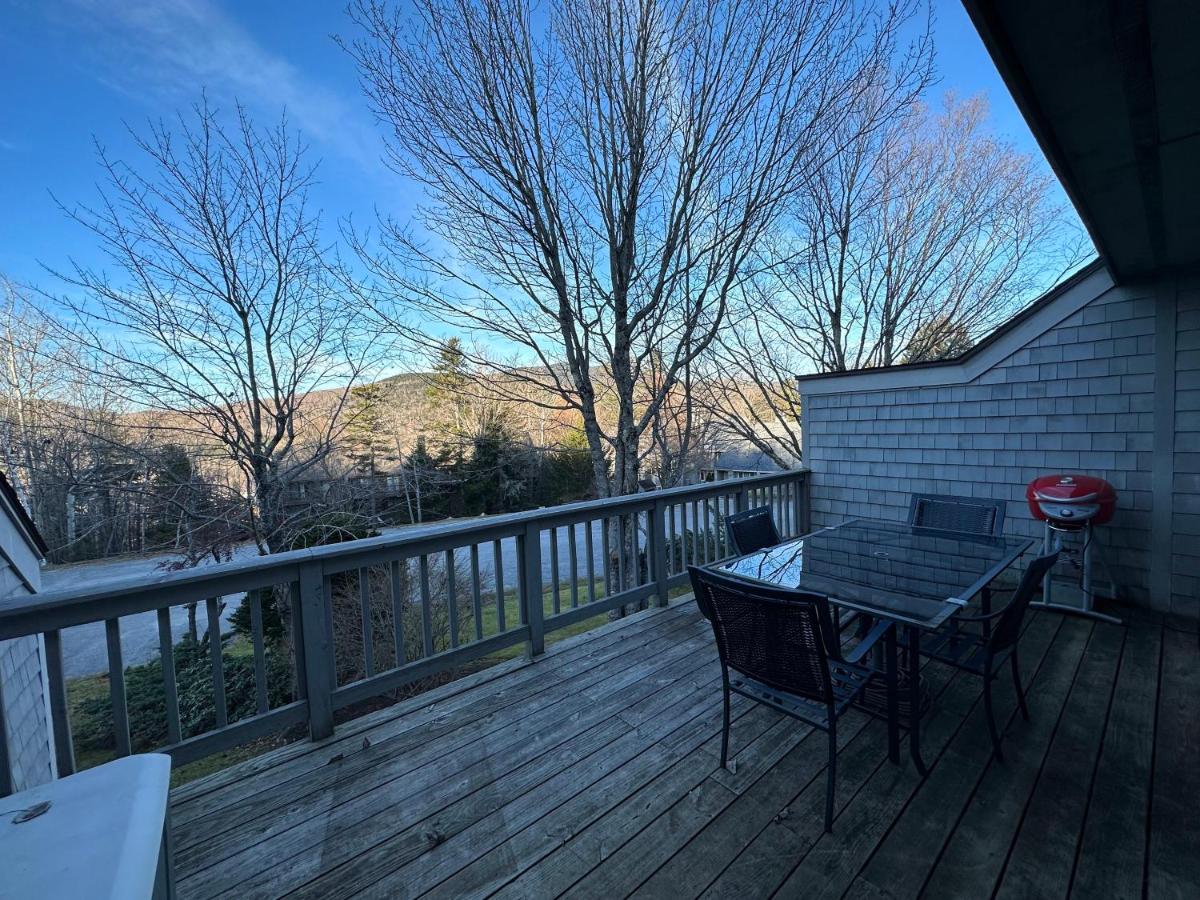 | R18 Affordable Ski-in Ski-out Bretton Woods Townhome mountain views