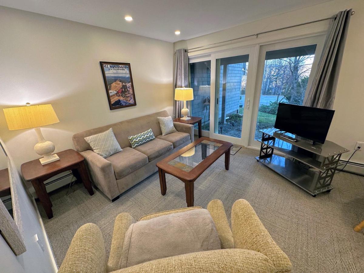 | R18 Affordable Ski-in Ski-out Bretton Woods Townhome mountain views