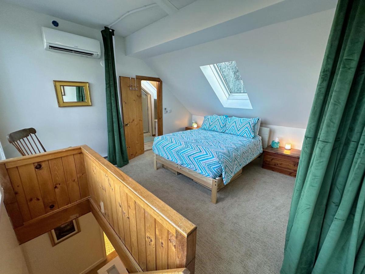 | R18 Affordable Ski-in Ski-out Bretton Woods Townhome mountain views