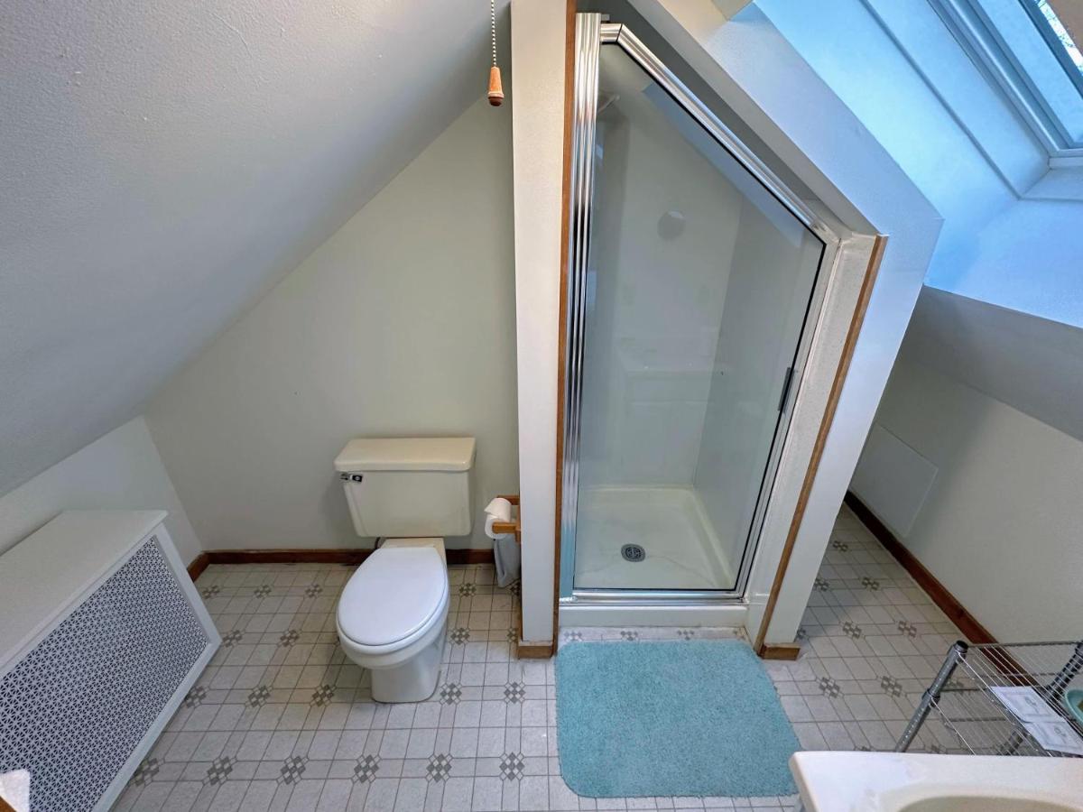 | R18 Affordable Ski-in Ski-out Bretton Woods Townhome mountain views