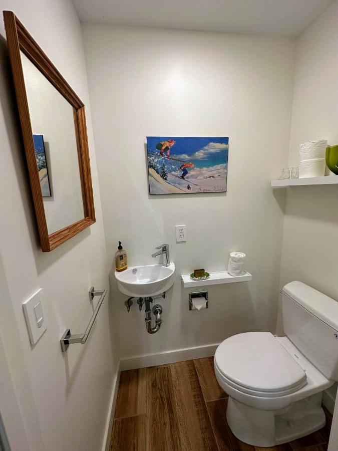 | R18 Affordable Ski-in Ski-out Bretton Woods Townhome mountain views