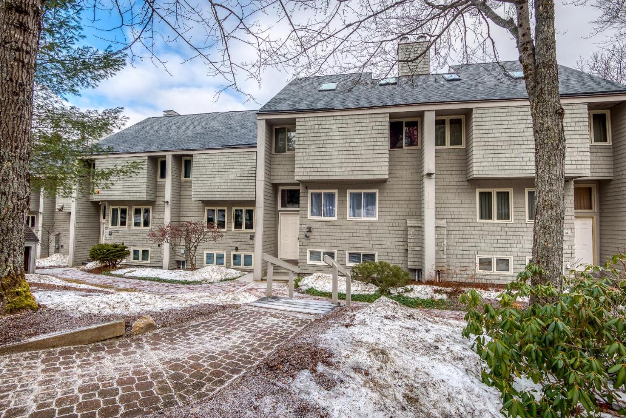  | R18 Affordable Ski-in Ski-out Bretton Woods Townhome mountain views