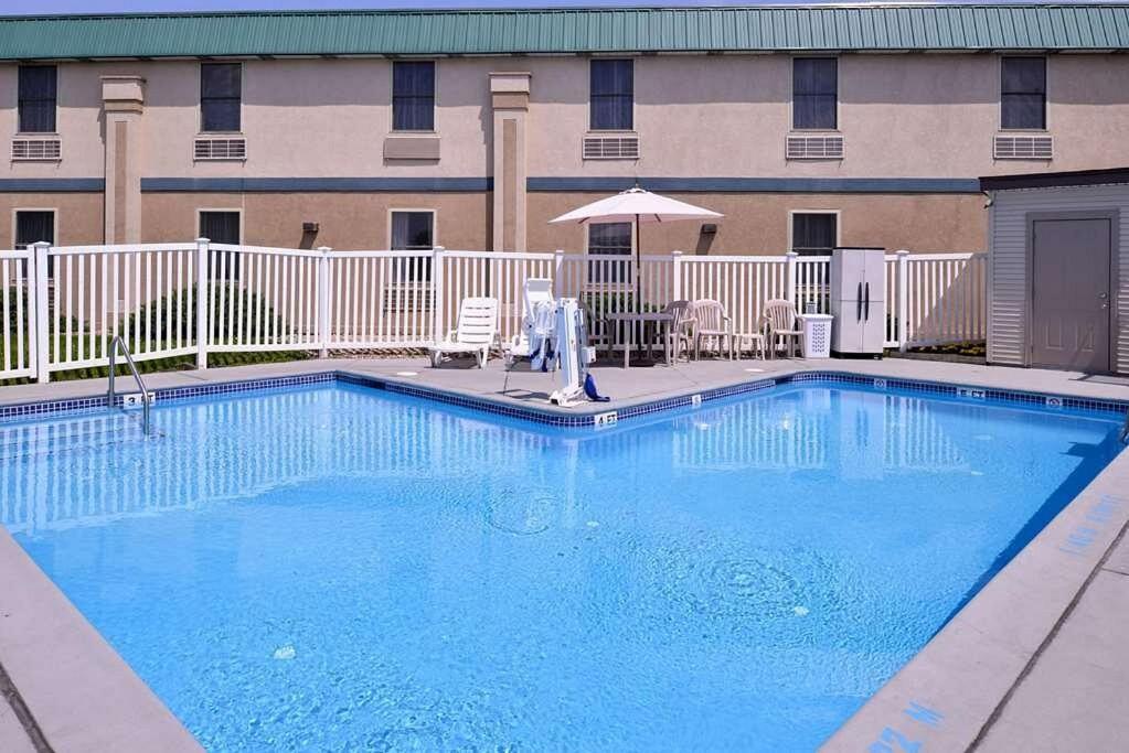 | Quality Inn
