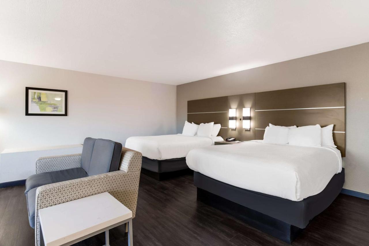 Large Queen Room with Two Queen Beds at Best Western Grants Inn