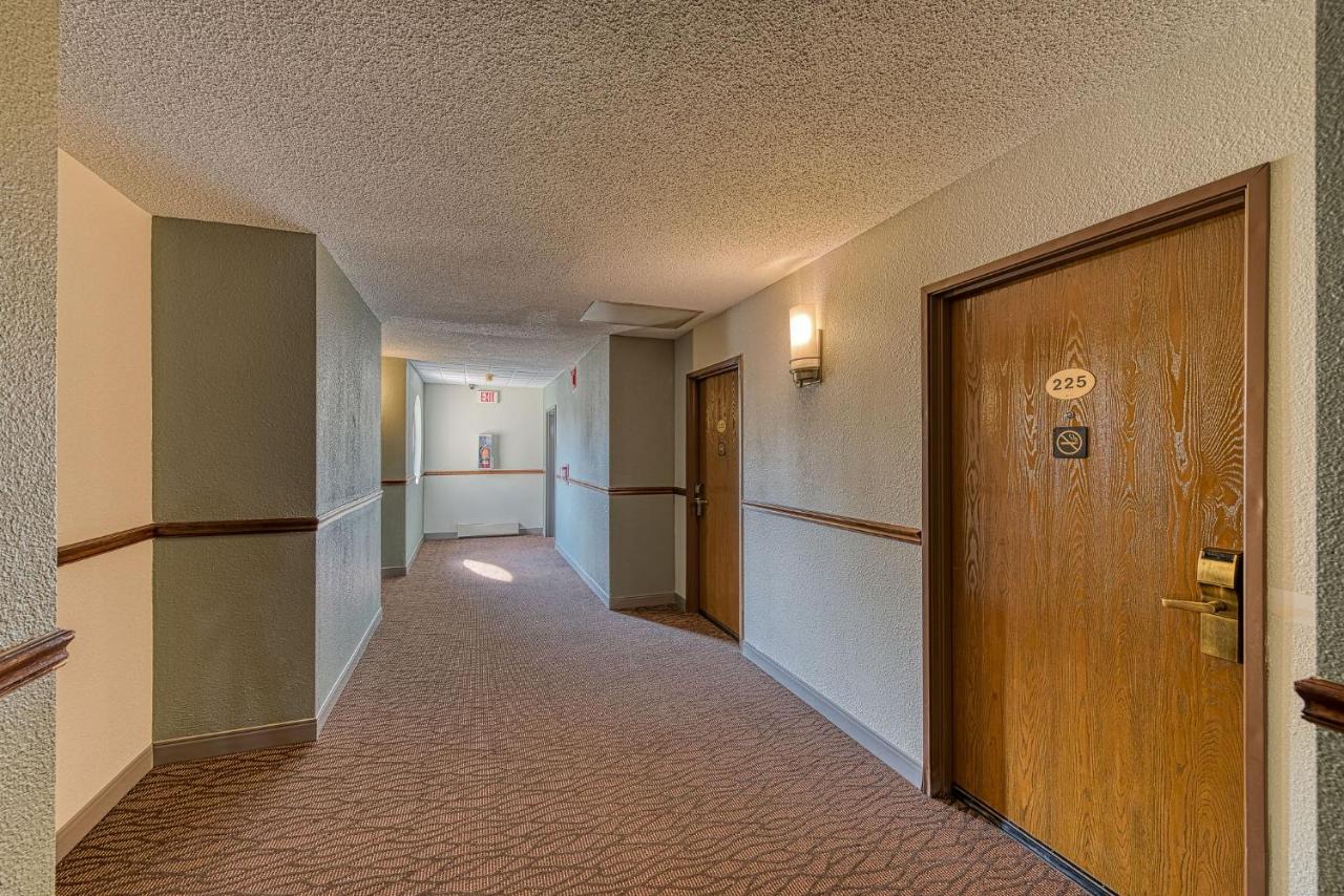 | American Inn & suites