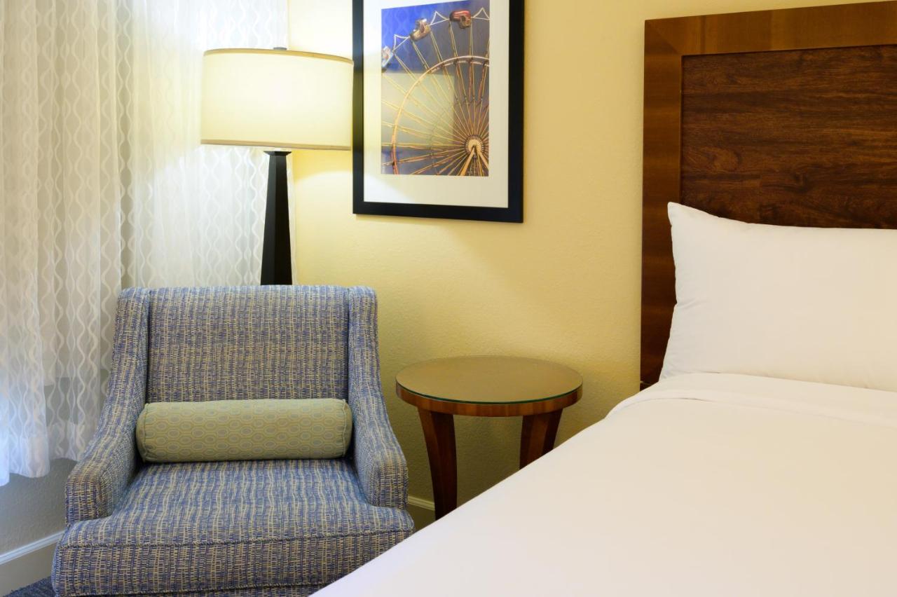 Double Room at Airtel Plaza Hotel