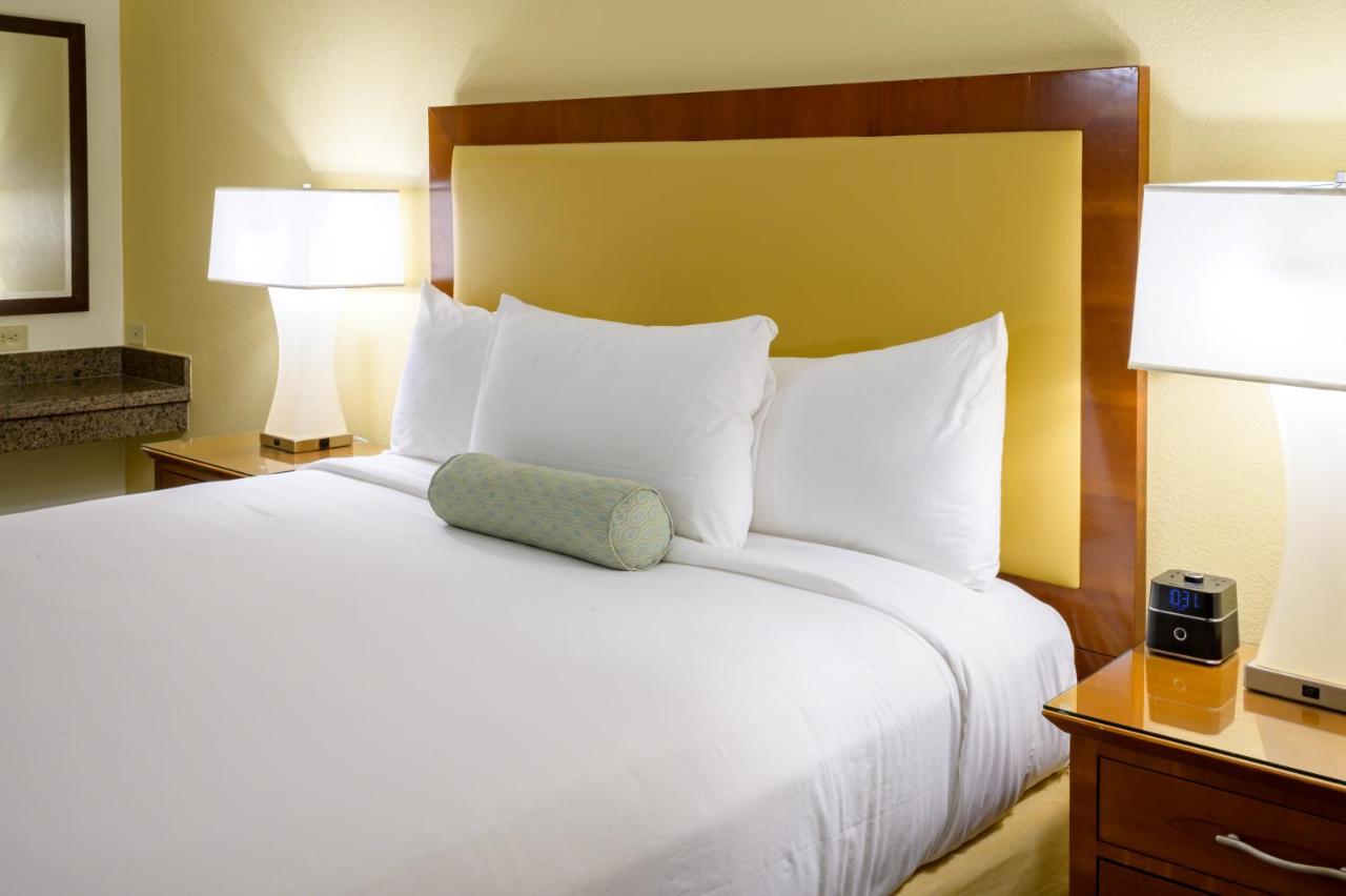 Preferred King at Airtel Plaza Hotel