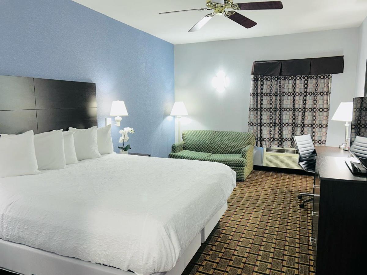 | Days Inn by Wyndham, Glen Allen - Richmond North
