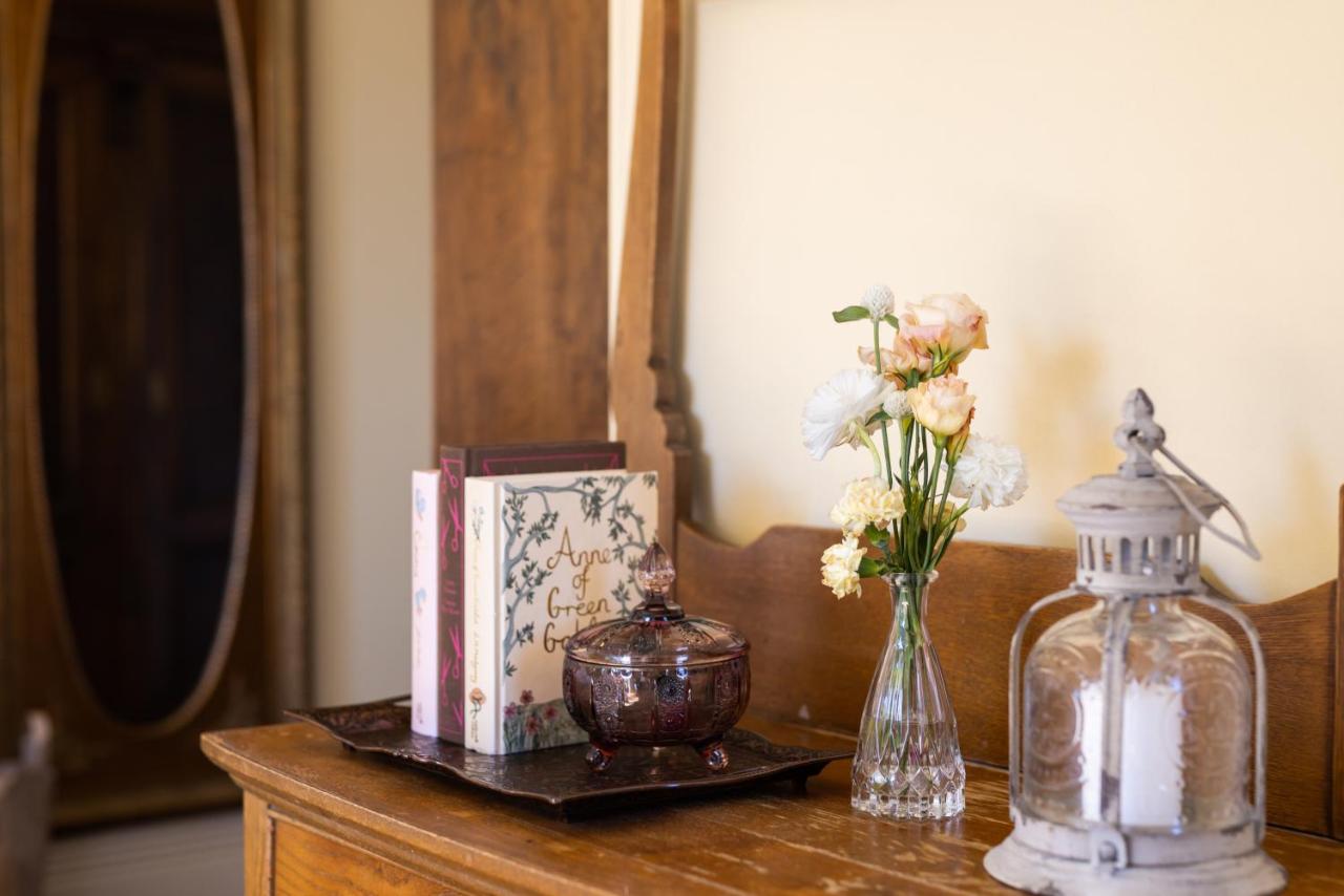 King Suite at Centrella Hotel, A Kirkwood Collection Hotel