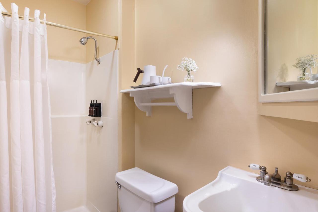 Premium Twin Room at Centrella Hotel, A Kirkwood Collection Hotel