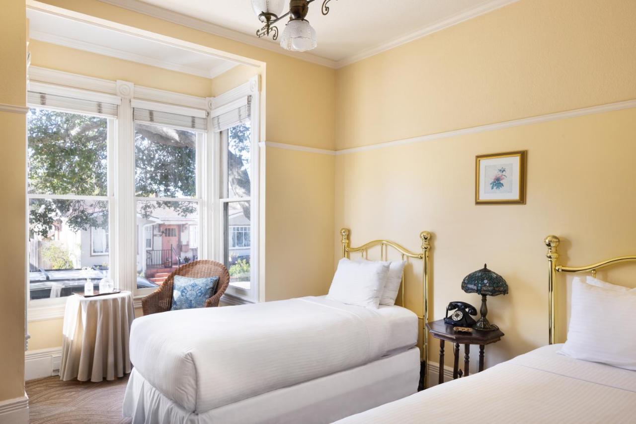 Premium Twin Room at Centrella Hotel, A Kirkwood Collection Hotel