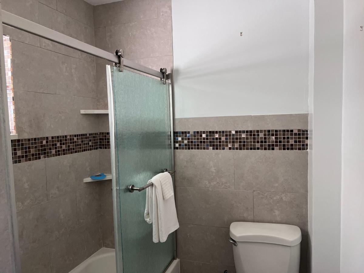  | Halifax Villa Blue