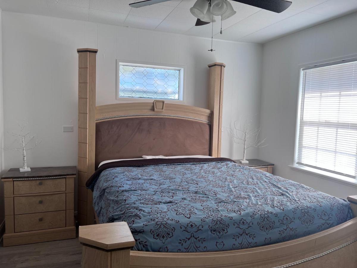  | Halifax Villa Blue