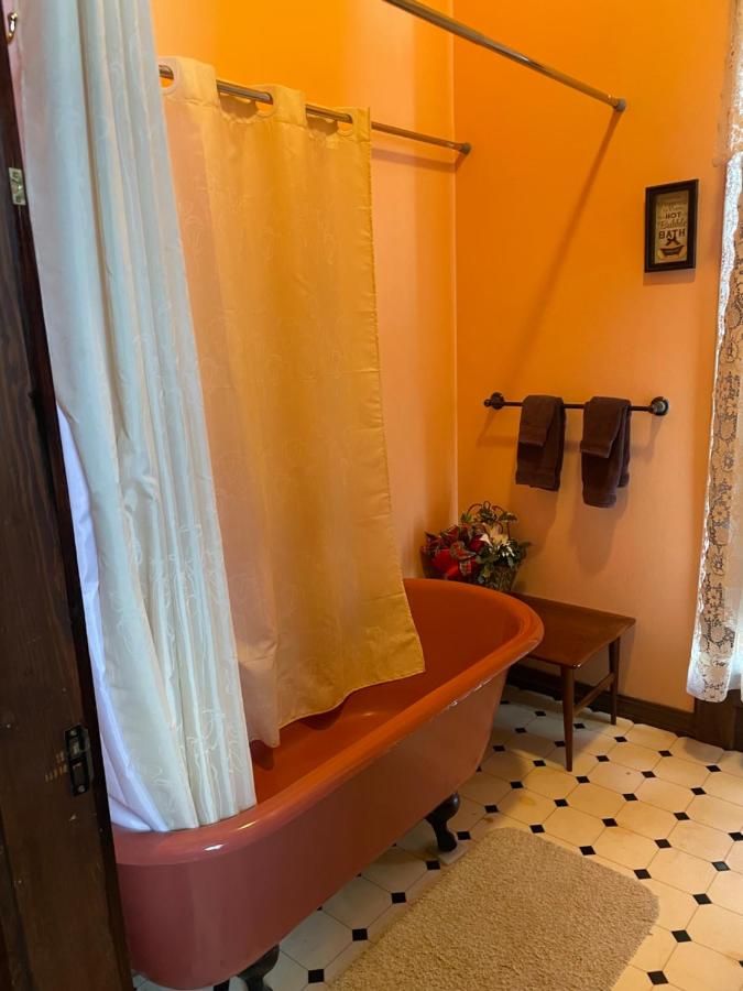  | Grand Gables Inn