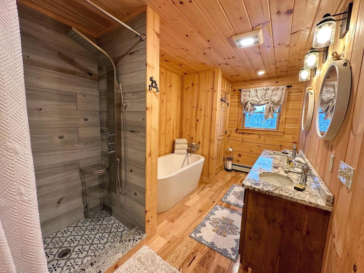 | 53AL New cabin close to Bretton Woods