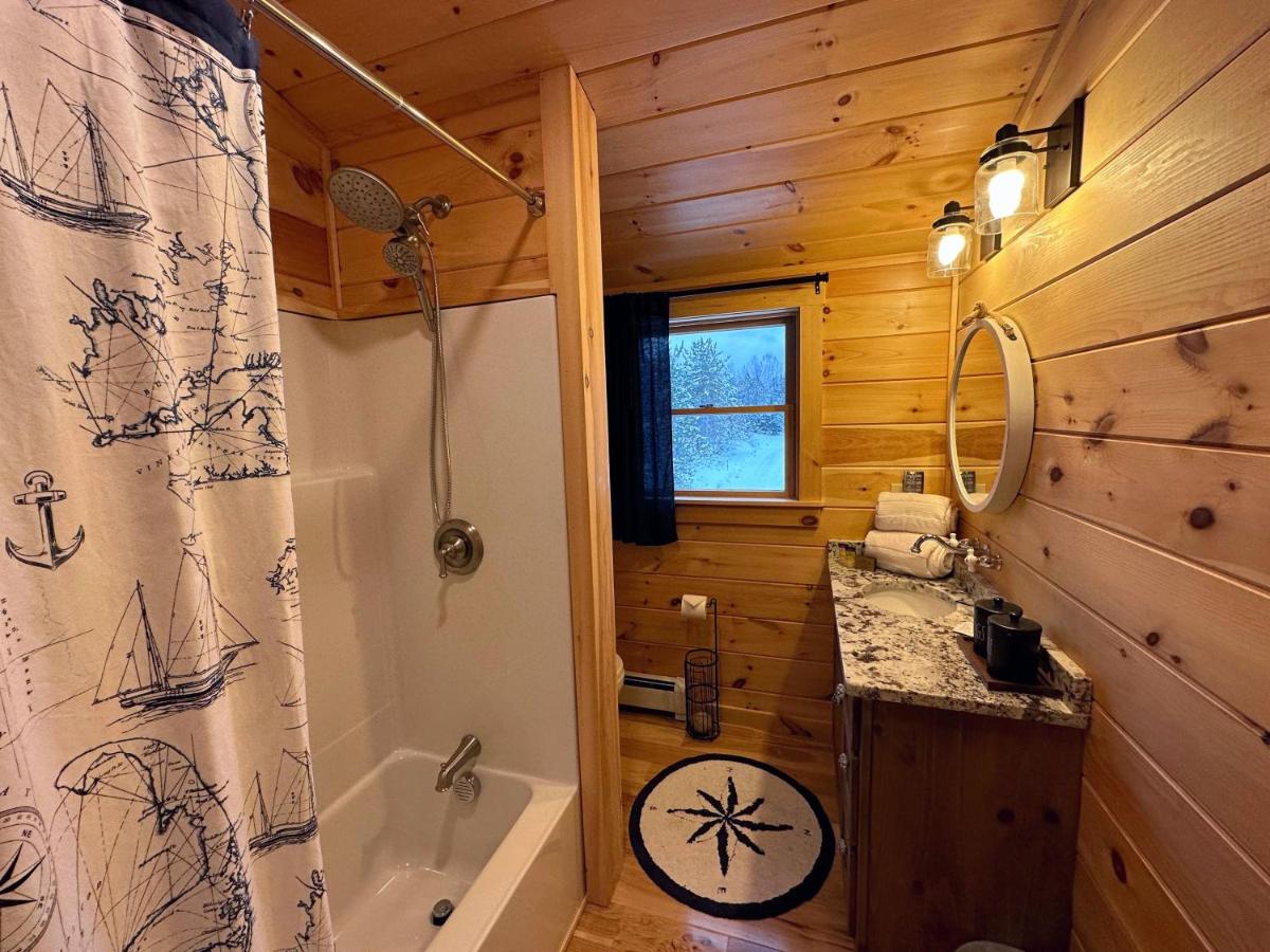 | 53AL New cabin close to Bretton Woods
