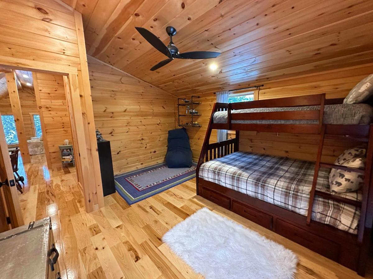 | 53AL New cabin close to Bretton Woods